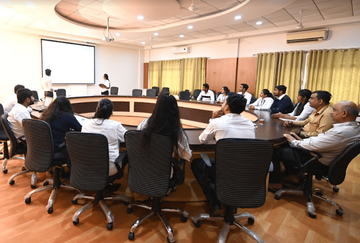 Dr. Moonje Institute of Management and Computer Studies Nashik Extra Curriculars photo 6